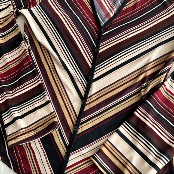 Y2K Studio Y Button Down - Picture 4 of 4